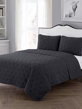 VCNY Home Kaleidoscope 3-Piece Grey Geometric Quilt Set King735732261855